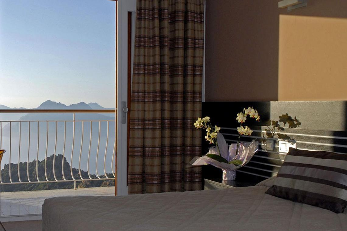 Capo Rosso Hotel