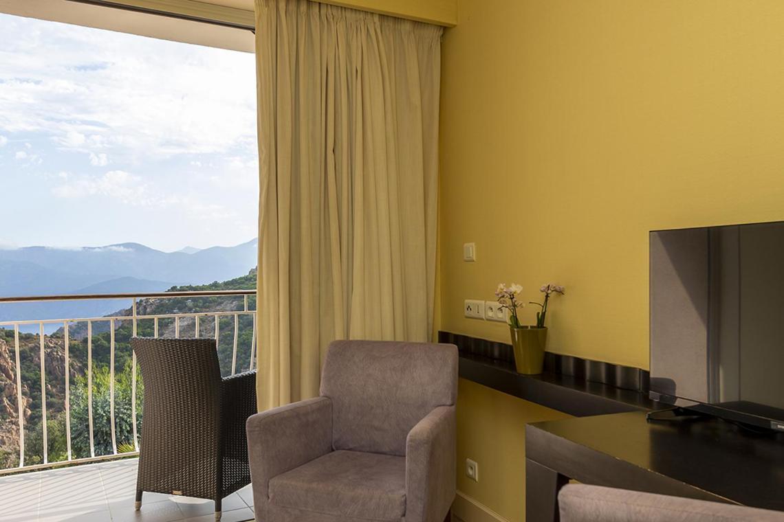 Capo Rosso Hotel